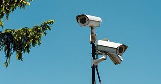 Установка видеонаблюдения по периметру в Сланцах от Видео – монтаж камер и систем под ключ от 3100 руб.